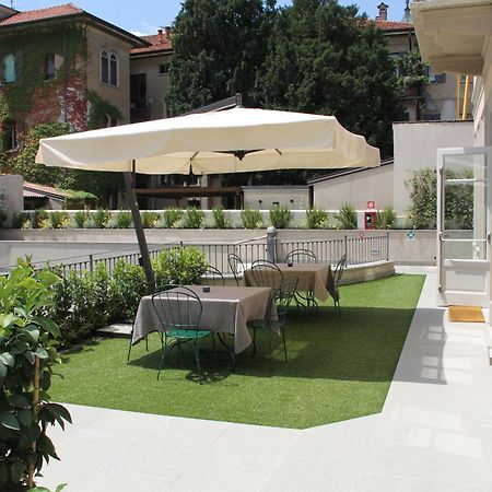 Hotel Di Varese Esterno foto