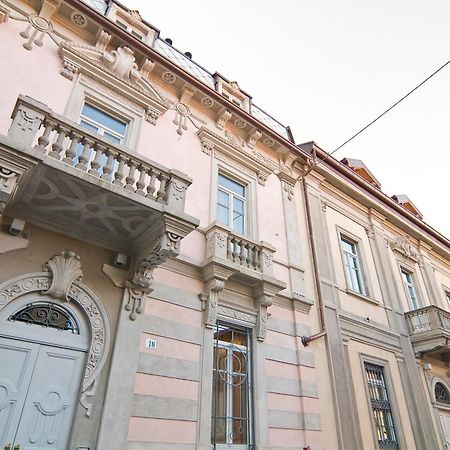 Hotel Di Varese Esterno foto