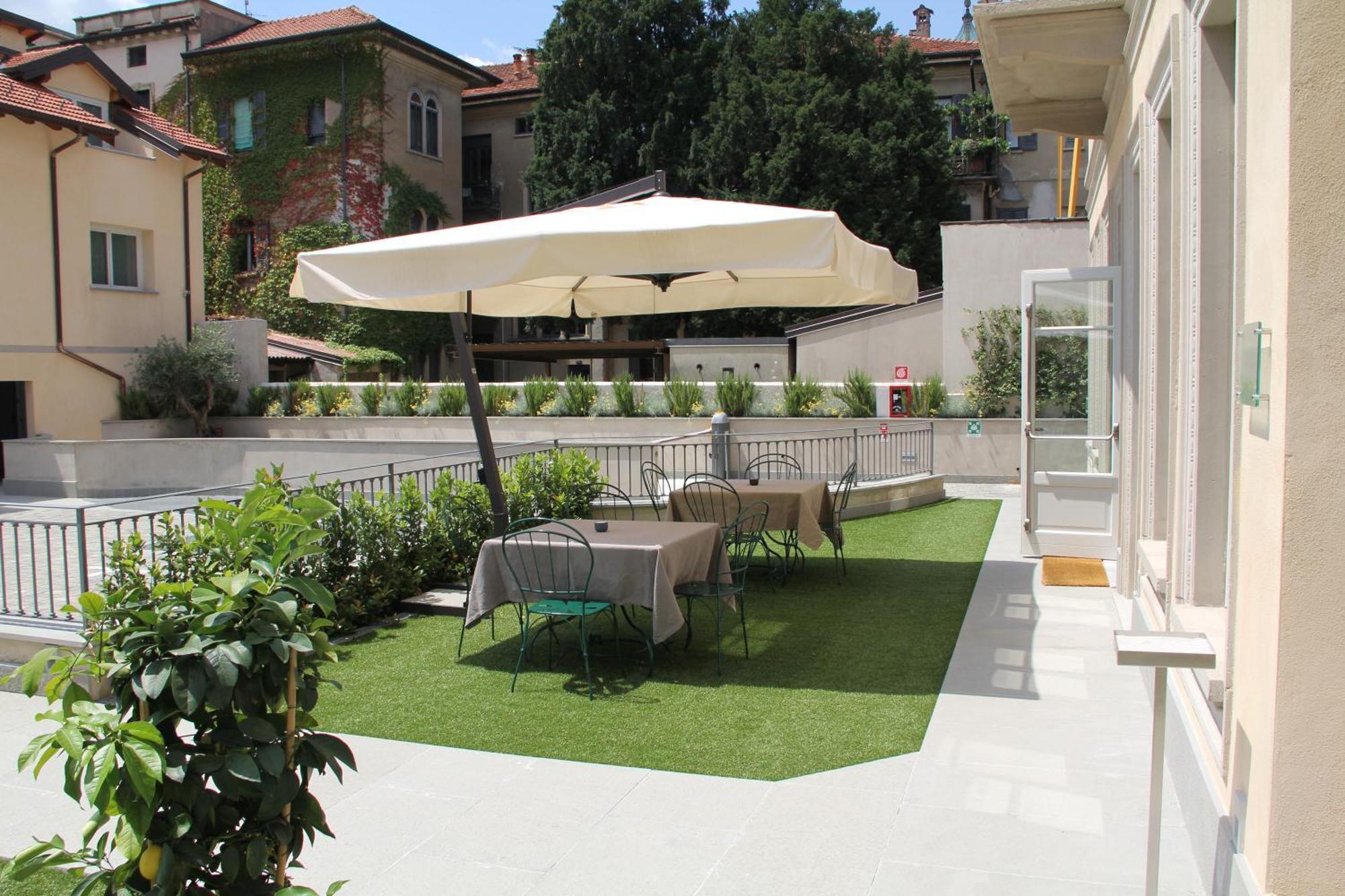 Hotel Di Varese Esterno foto