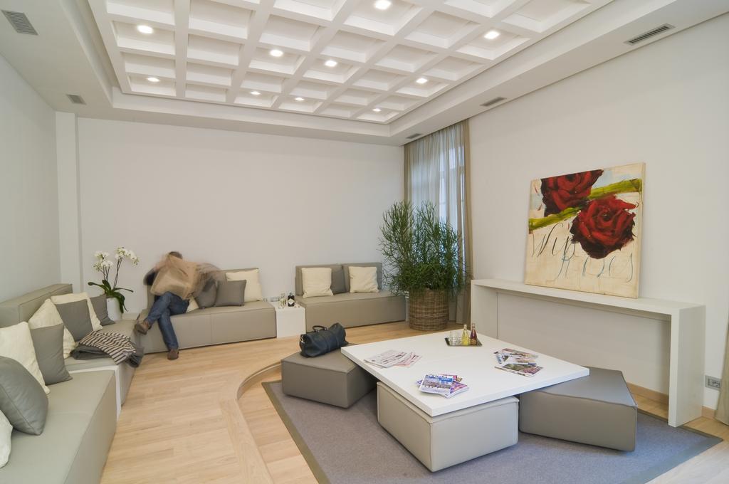 Hotel Di Varese Esterno foto